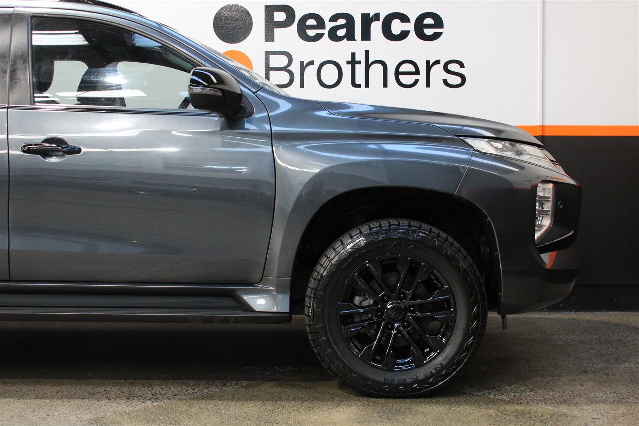2020 Mitsubishi Pajero Sport