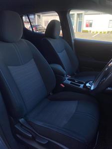 2018 Nissan Leaf - Thumbnail