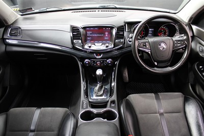2017 Holden COMMODORE - Thumbnail