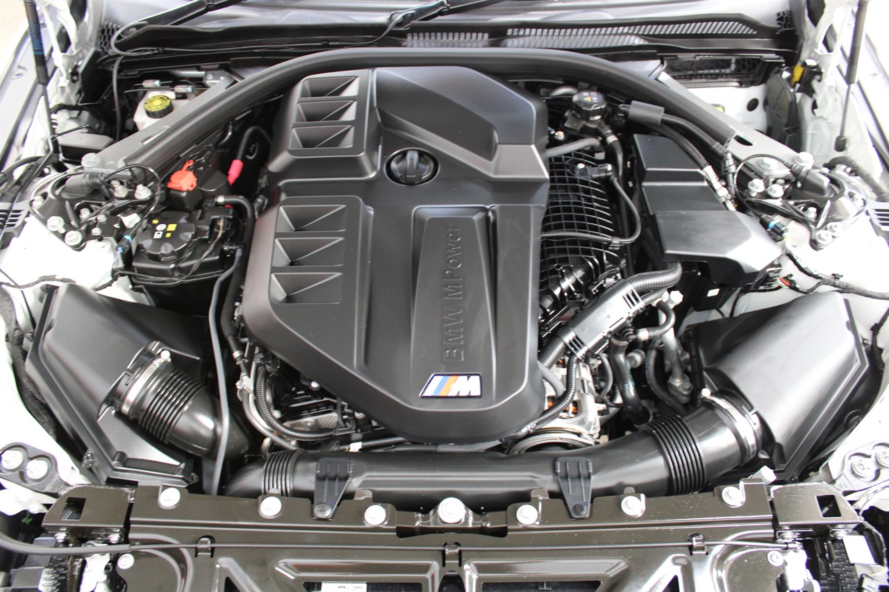 2023 BMW M2
