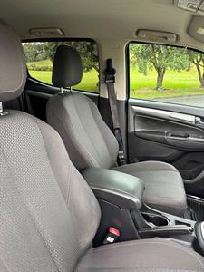 2018 Holden Colorado - Thumbnail