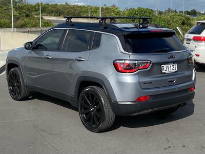 2019 Jeep Compass - Thumbnail