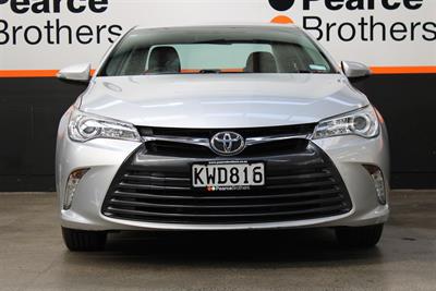 2017 Toyota Camry - Thumbnail