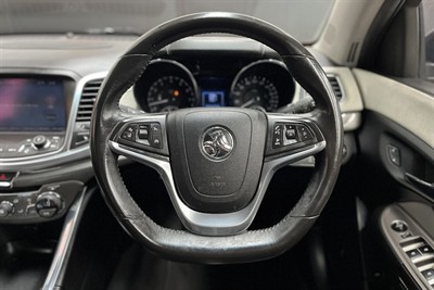 2015 Holden Commodore - Thumbnail