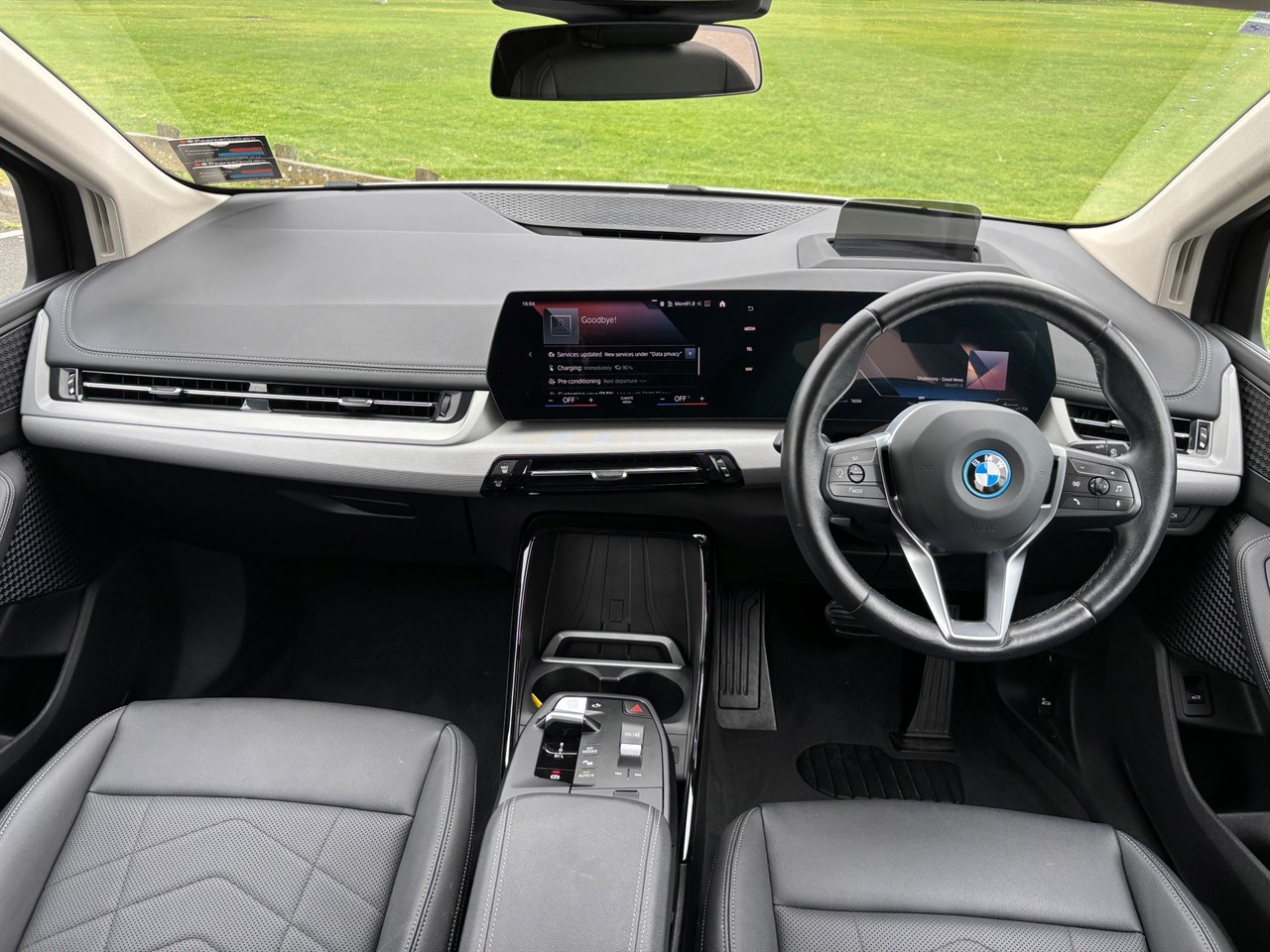 2023 BMW 225e