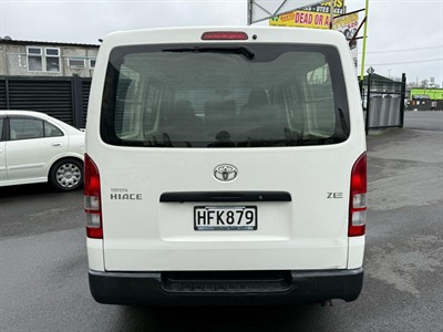2014 Toyota Hiace - Thumbnail