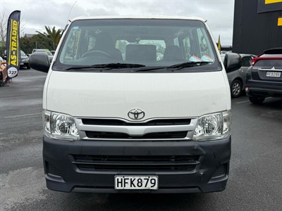 2014 Toyota Hiace - Thumbnail