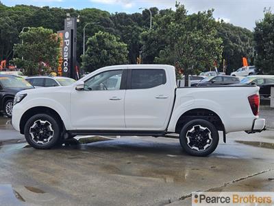 2021 Nissan Navara - Thumbnail