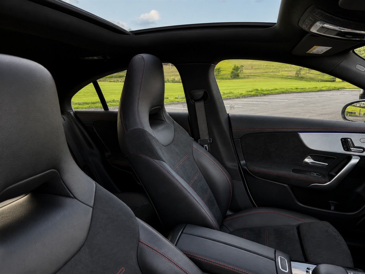 2022 Mercedes-Benz CLA 200