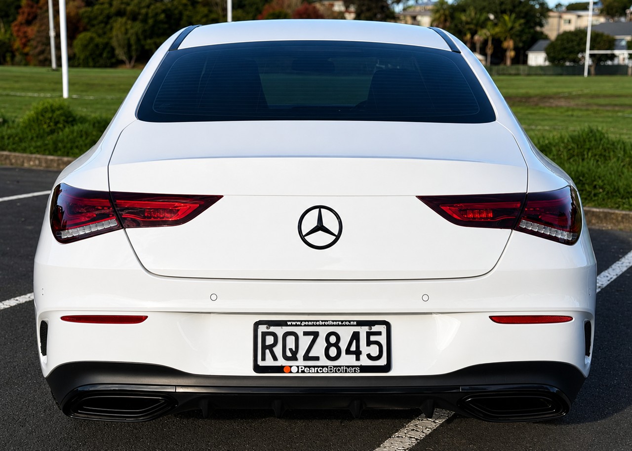 2022 Mercedes-Benz CLA 200