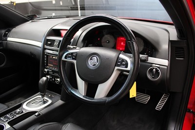 2010 Holden COMMODORE - Thumbnail