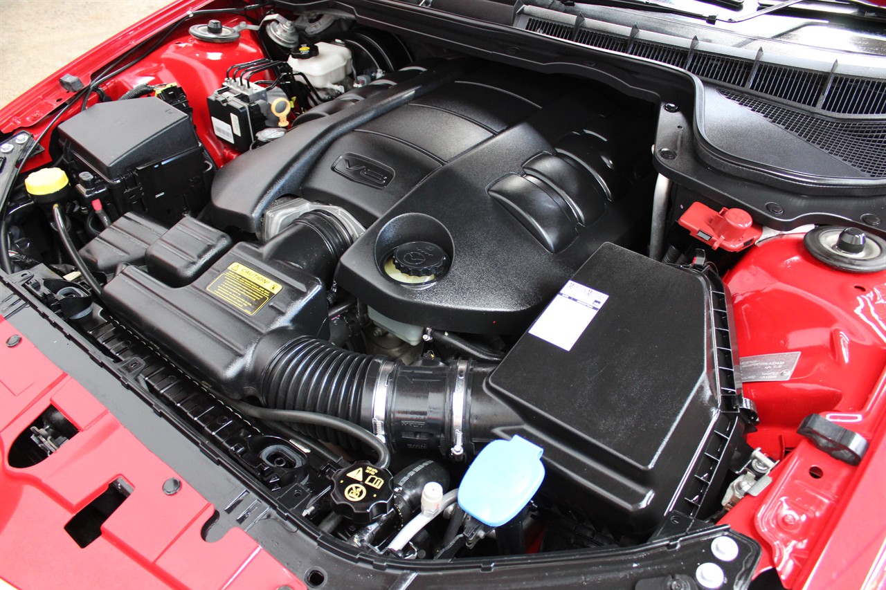 2010 Holden COMMODORE