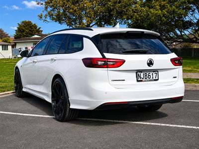 2021 Holden Commodore - Thumbnail
