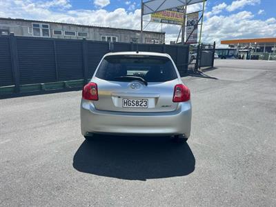 2007 Toyota Auris - Thumbnail