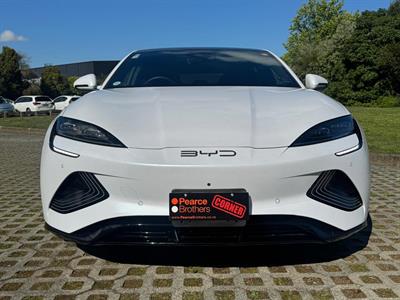 2024 BYD SEAL - Thumbnail