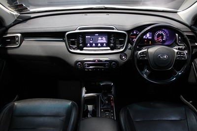 2018 Kia Sorento - Thumbnail