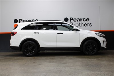 2018 Kia Sorento - Thumbnail