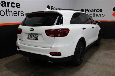 2018 Kia Sorento - Thumbnail