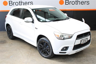 2012 Mitsubishi Rvr - Thumbnail