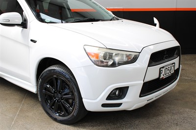 2012 Mitsubishi Rvr - Thumbnail