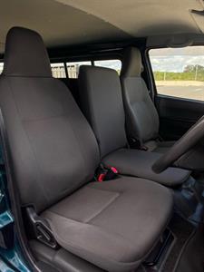 2013 Toyota Hiace - Thumbnail