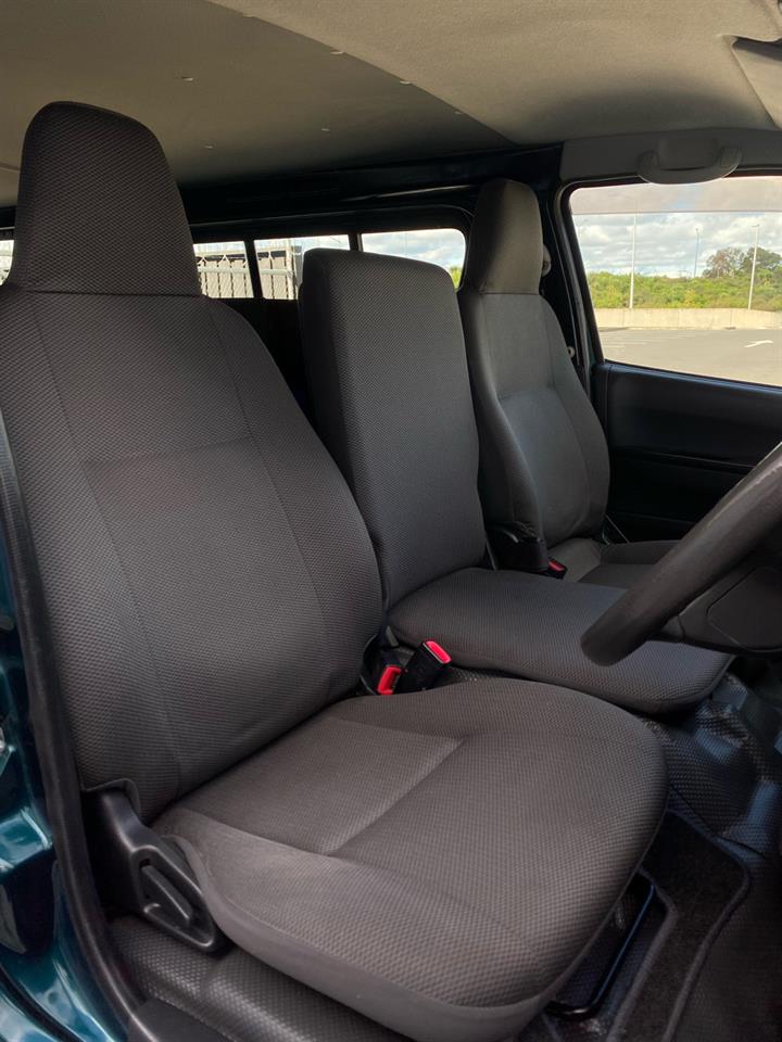 2013 Toyota Hiace