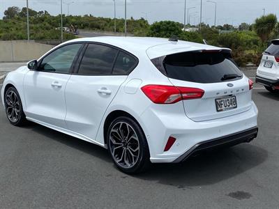 2021 Ford Focus - Thumbnail