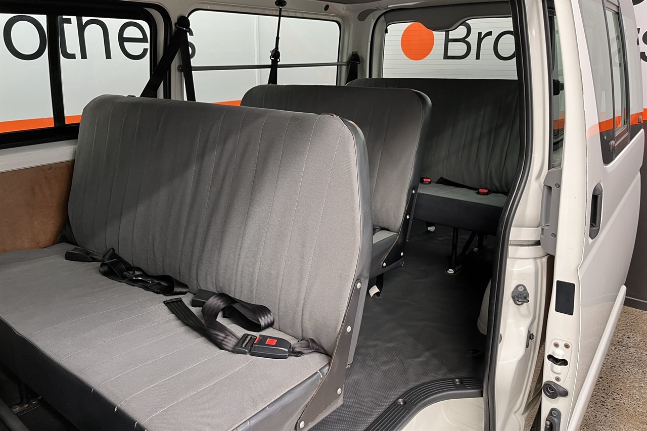 2010 Toyota Hiace
