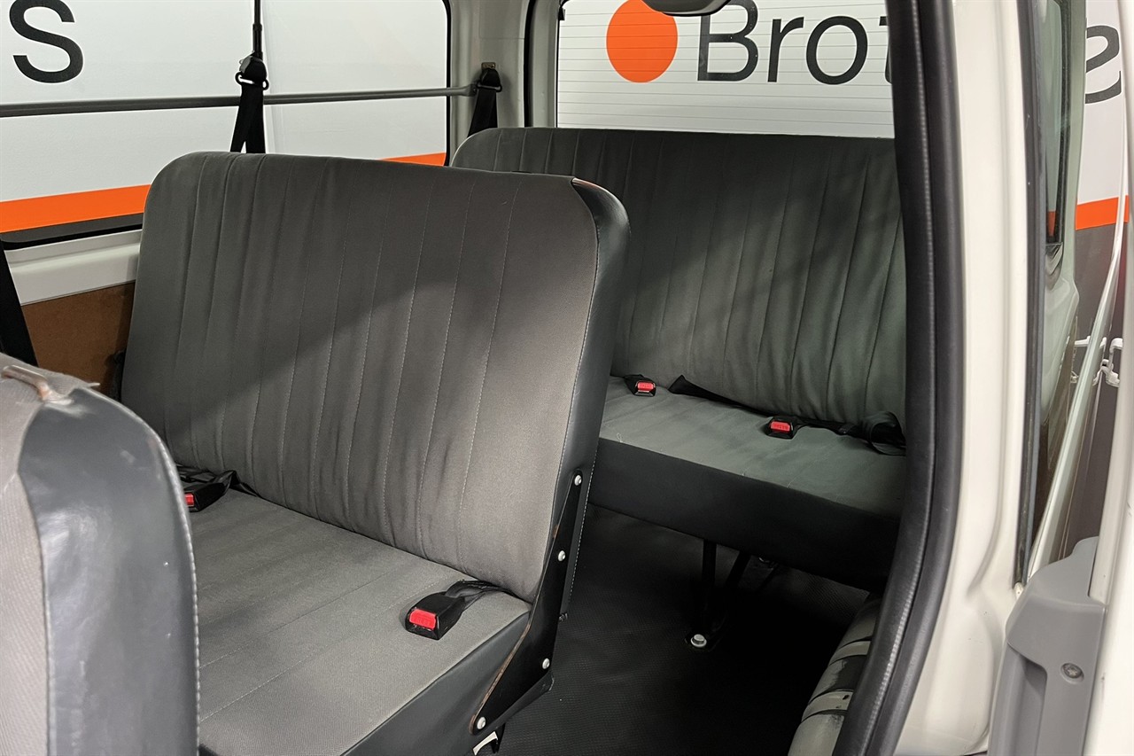 2010 Toyota Hiace