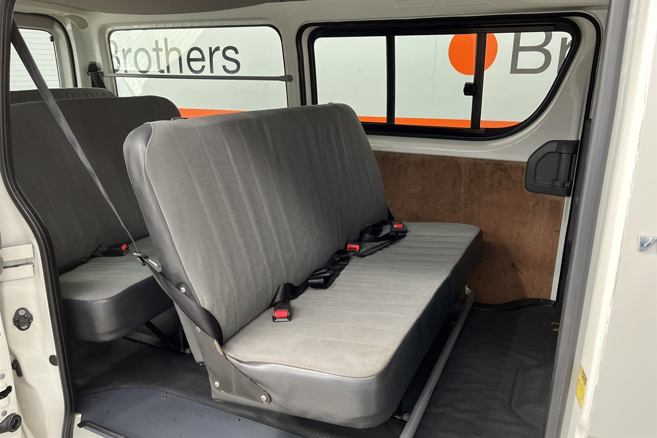2010 Toyota Hiace