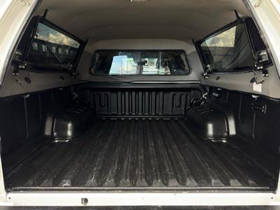 2022 Toyota Hilux - Thumbnail