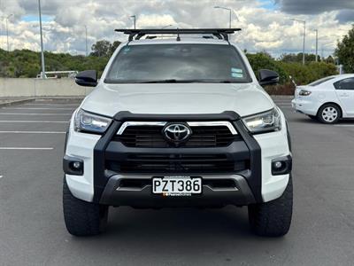 2022 Toyota Hilux - Thumbnail