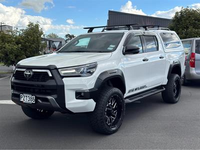 2022 Toyota Hilux - Thumbnail