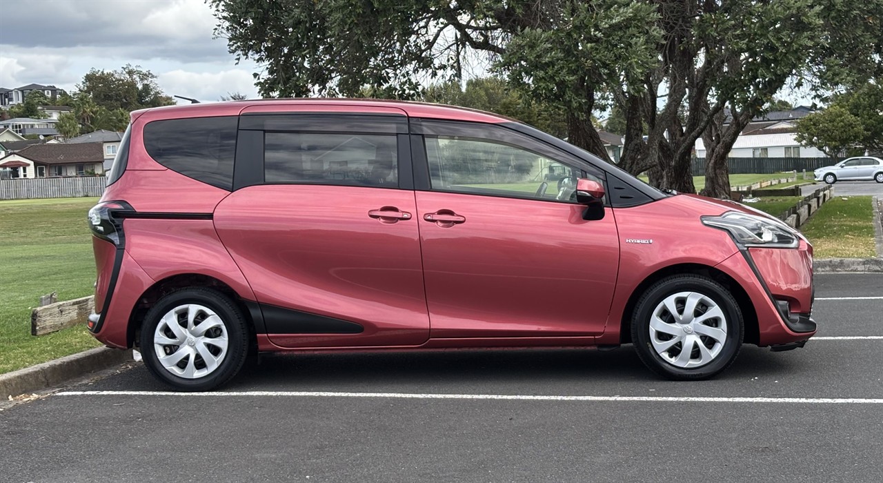2016 Toyota Sienta
