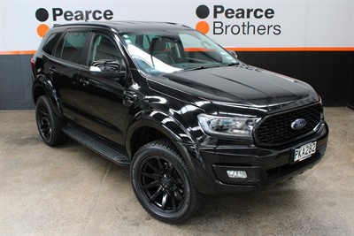 2022 Ford Everest - Thumbnail