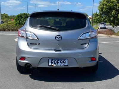 2011 Mazda Mazda3 - Thumbnail