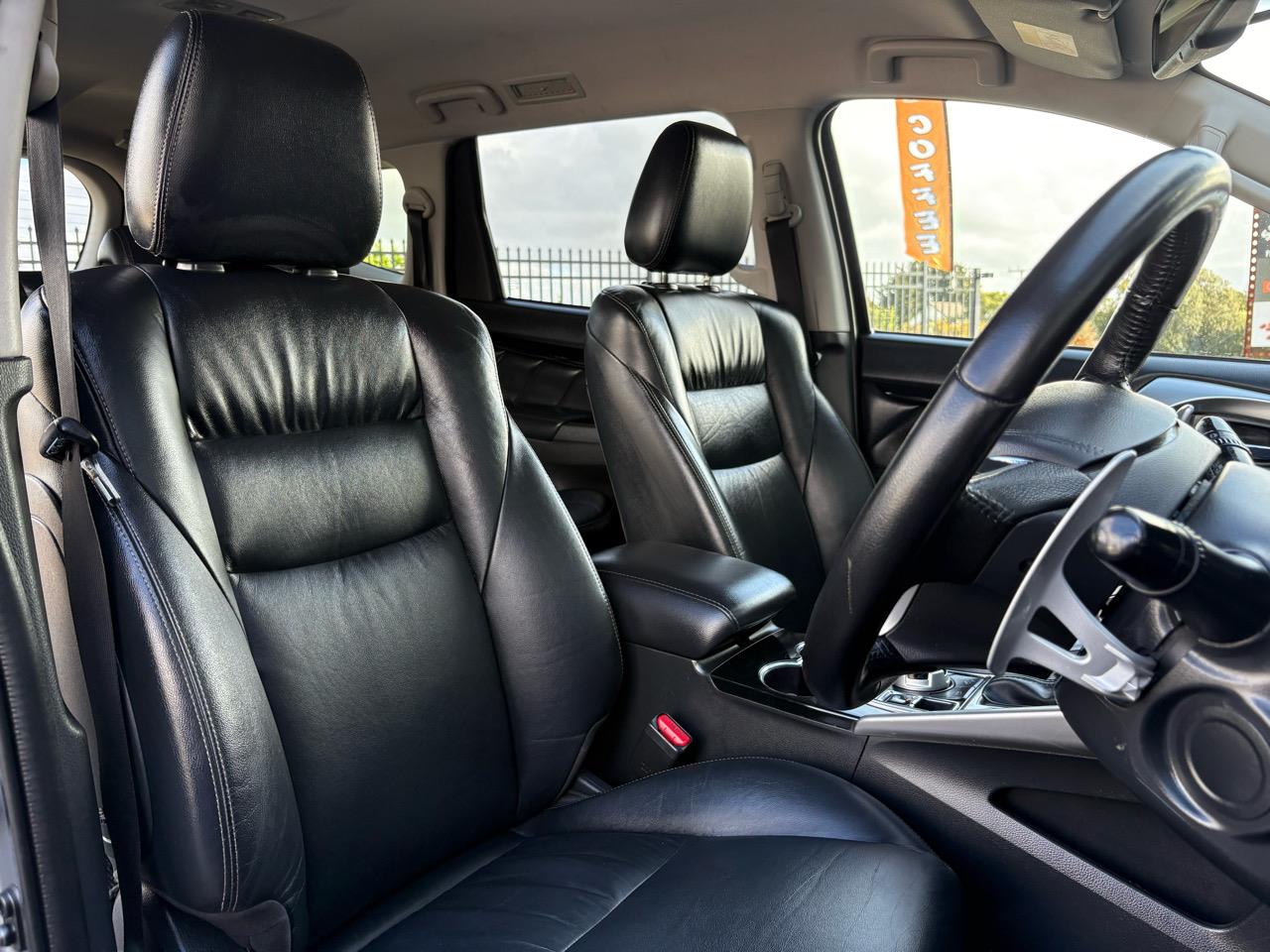 2016 Mitsubishi Pajero Sport