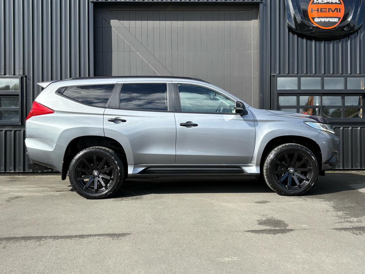 2016 Mitsubishi Pajero Sport