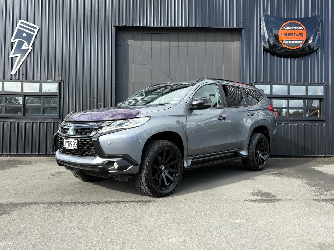 2016 Mitsubishi Pajero Sport