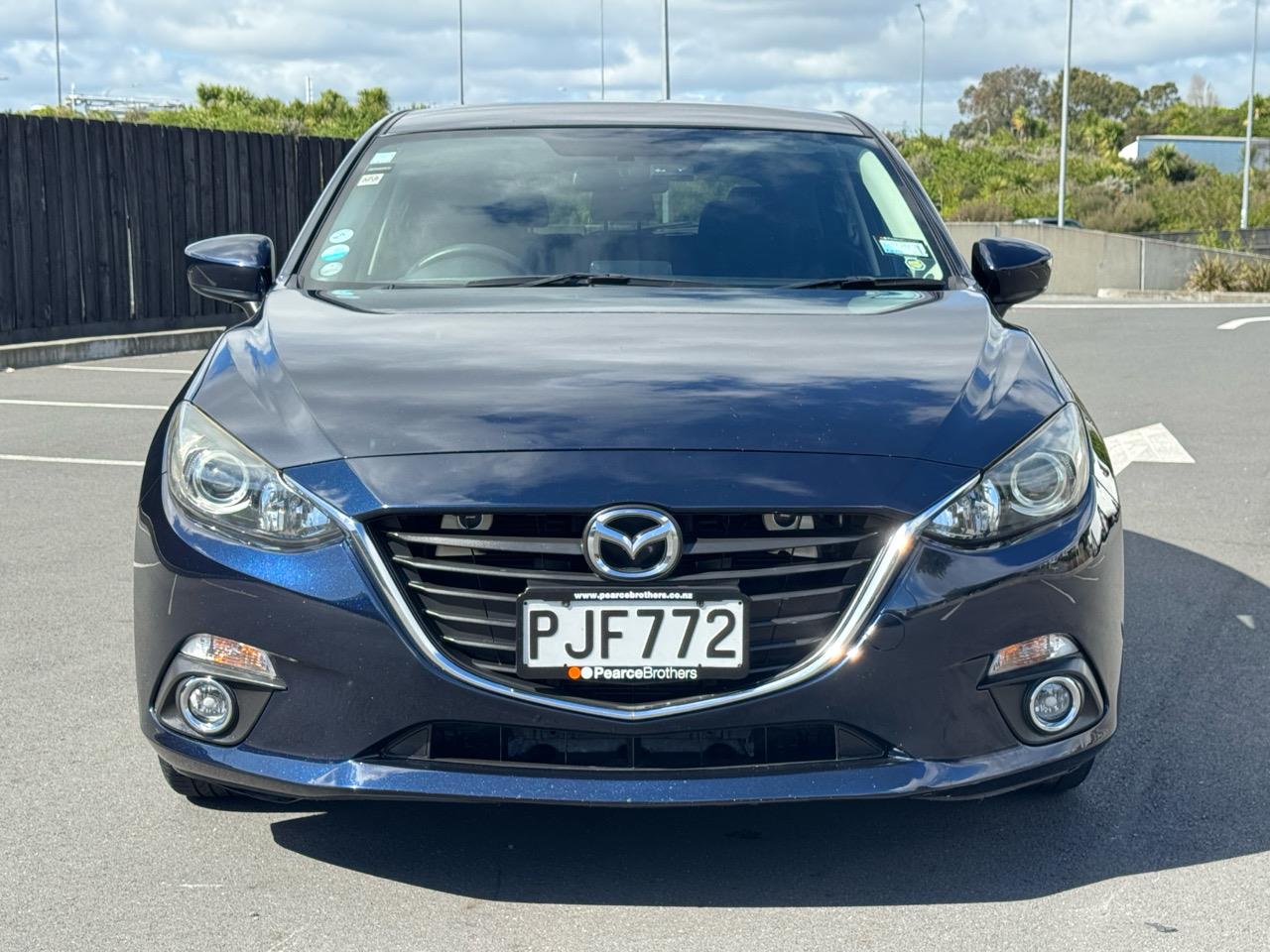2013 Mazda Axela