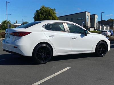 2019 Mazda 3 - Thumbnail