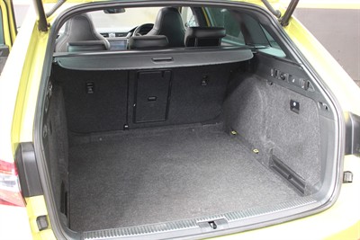 2018 Skoda Superb - Thumbnail