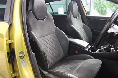 2018 Skoda Superb - Thumbnail