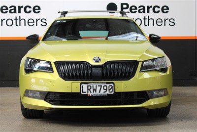 2018 Skoda Superb - Thumbnail