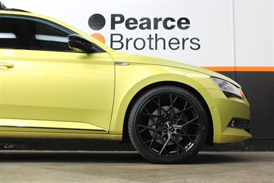 2018 Skoda Superb - Thumbnail