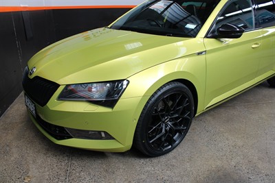 2018 Skoda Superb - Thumbnail