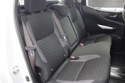 2022 Nissan Navara - Thumbnail