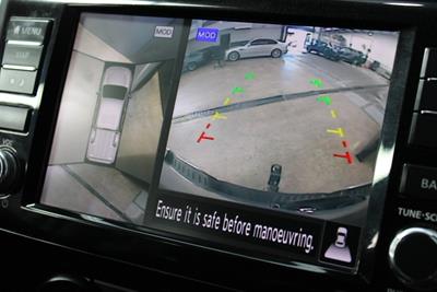 2022 Nissan Navara - Thumbnail