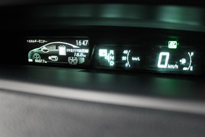 2014 Toyota PRIUS - Thumbnail