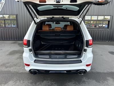 2014 Jeep Grand Cherokee - Thumbnail